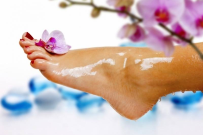 Mímate. Centro de estética agasalla os membros da tropa cunha masaxe relaxante